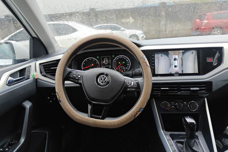 Used Volkswagen Polo 2019 Plus 1.5L Automatic Colorful Technology Edition Steering Wheel