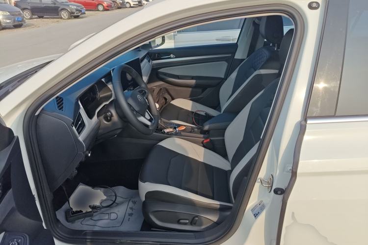 Used Volkswagen Bora 2023 300TSI DSG Prestige Edition
