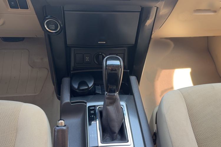 Used Toyota Prado  Interior 5