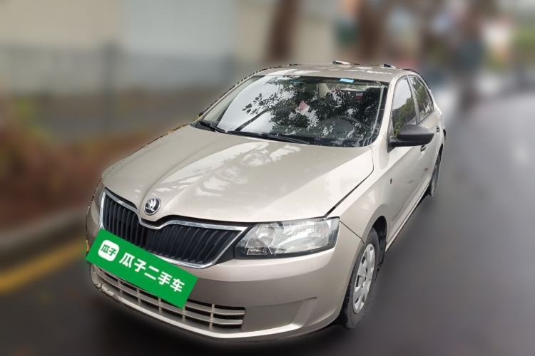 Used Skoda Rapid 2015 1.6L Automatic Enjoyment Selection Model