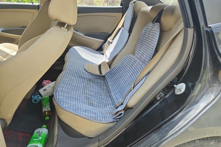 Used Hyundai Verna (older generation) 2010 Sedan 1.4L Manual Comfort GS
