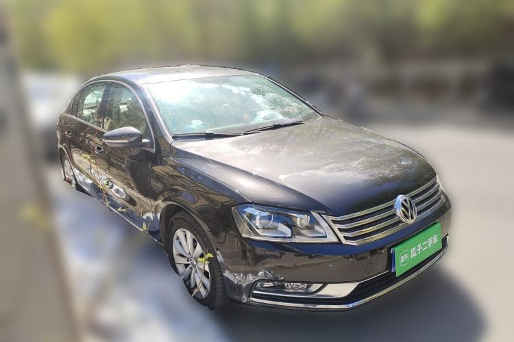 Used Volkswagen Magotan 2013 1.8TSI Luxury Model Front Right 45 Deg