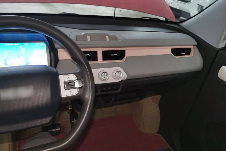 Used Chery New Energy QQ Ice Cream 2022 120km Conical Shape Lithium Iron Phosphate