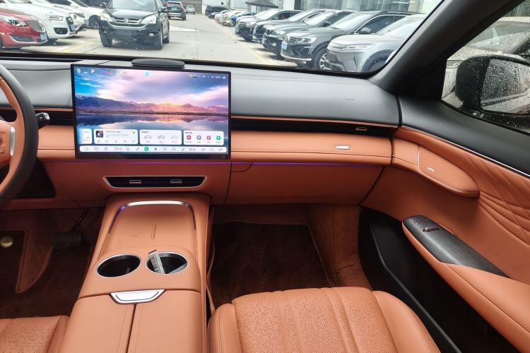 Used Deepal S07 2025 520Max Huawei Qiankun Intelligent Driving ADS SE Pure-Electric Version Interior 4