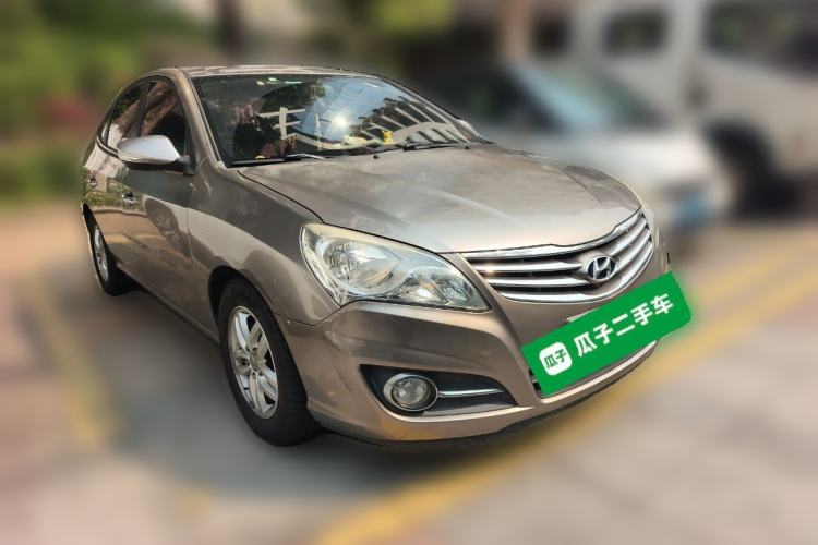 Used Hyundai Celesta 2011 1.6L Automatic Luxury Version Front Right 45 Deg