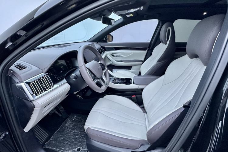 Used BYD Song PLUS New Energy 2025 DM-i 112KM Prestige Model
