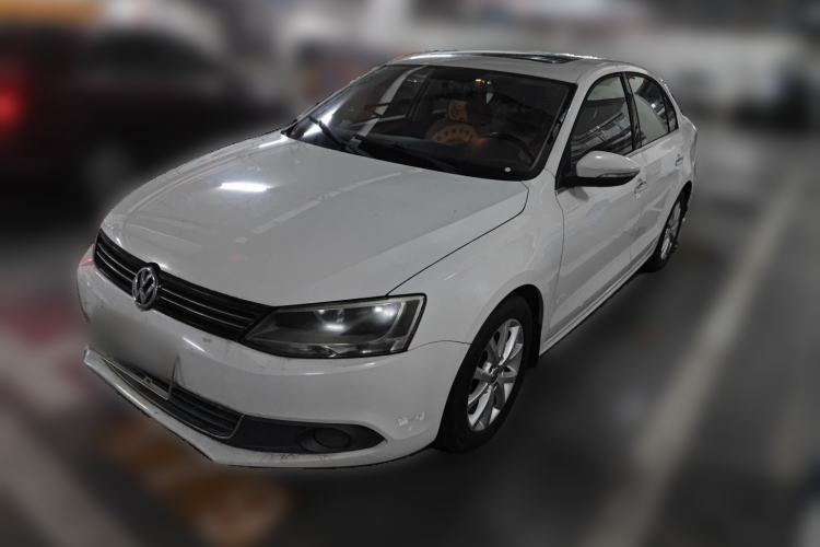 Used Volkswagen Sagitar 2012 1.6L Manual Fashion Edition