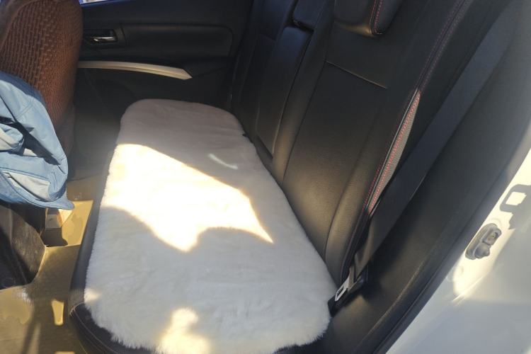 Used Suzuki S-Cross 2015 1.6L Manual Two-Wheel Drive Elite Model
