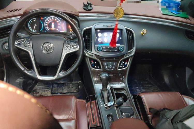 Used Buick LaCrosse 2013 2.0T SIDI Smart Luxury Flagship Edition Center Console