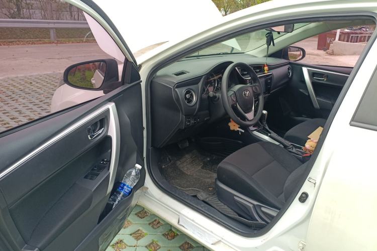 Used Toyota Levin 2017 Revised Version 185T CVT Elite Edition China VI Standard
