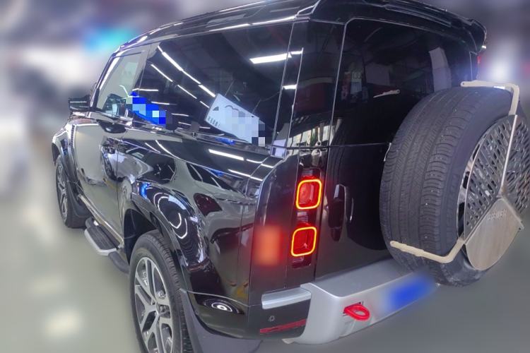 Used Land Rover Defender 2023 90 3.0T P400 XS
