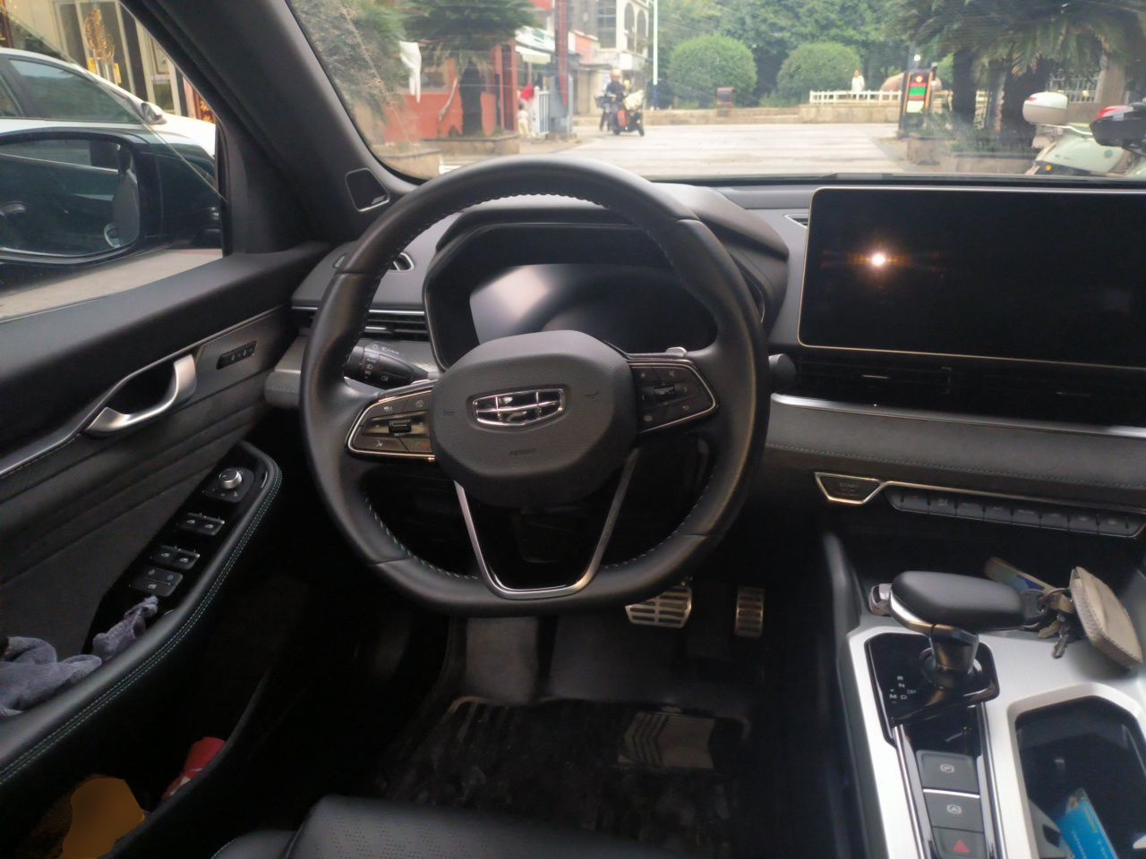 Geely Auto Preface 2023 2.0TD "Only This Verdant Green" Edition — снимка 10