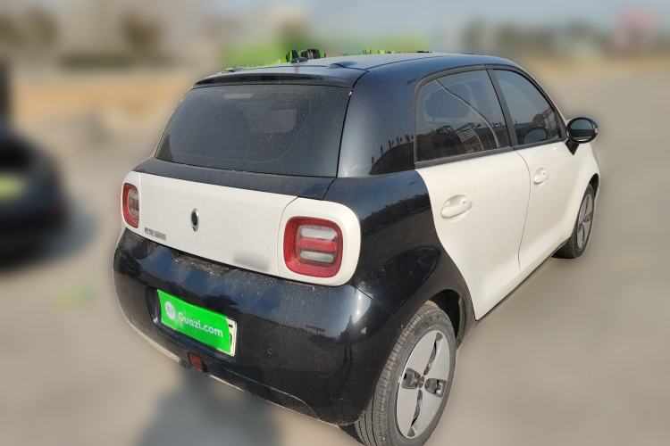 Used ORA Black Cat 2021 301 km Basic Version
