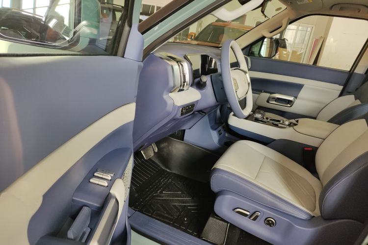 Used Dongfeng Zhengzhou Nissan Z9 GE PHEV 2025 135KM All-Wheel Drive Deluxe Edition