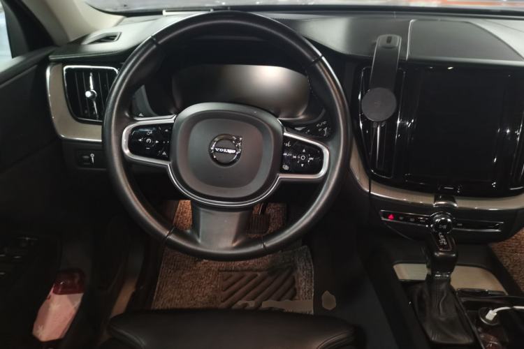 Used Volvo XC60 2018 T5 4x4 Zhiya Luxury Edition Steering Wheel