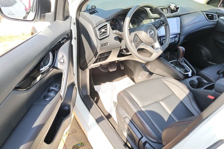 Used Nissan Qashqai 2023 Classic 2.0L CVT XV Comfort Edition Driver Seat