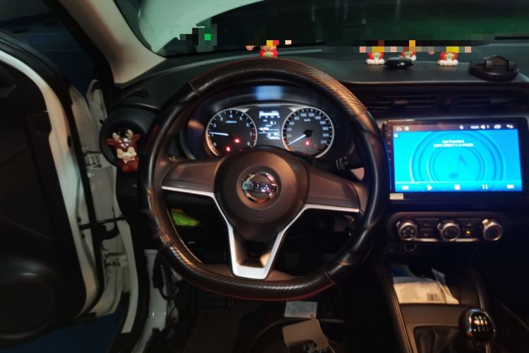 Used Nissan Kicks 2020 1.5L XE Manual Cool Edition