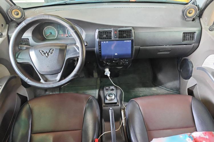 Used Wuling EV50 2021 Van Logistics Vehicle - Huishitong Penghui 43.2kWh Inovance 2nd-Generation Electric Control System