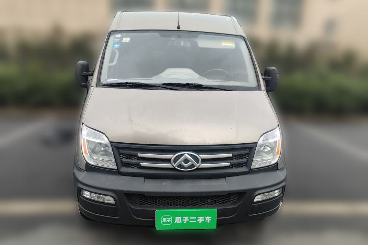 Used SAIC MAXUS Xintu V80 2019 2.5T Classic AMT Aoyuntong Short Wheelbase Mid-Roof 5/6-Seater Front