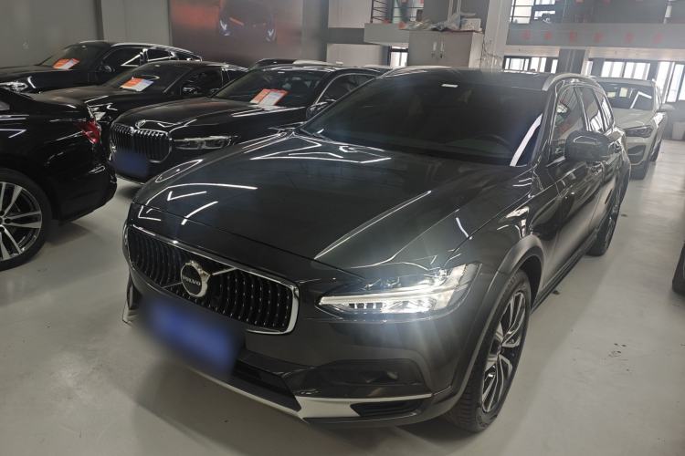 Used Volvo V90 2021 Cross Country B5 AWD Smart Range Edition