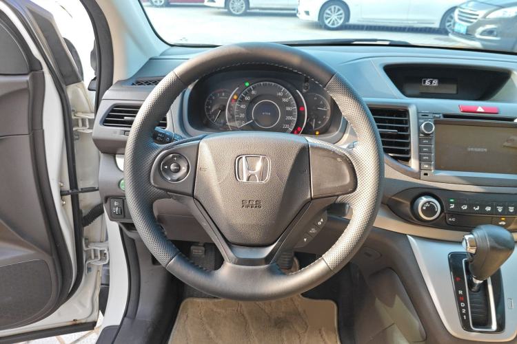 Used Honda CR-V 2015 2.0L 2WD Classic Edition
