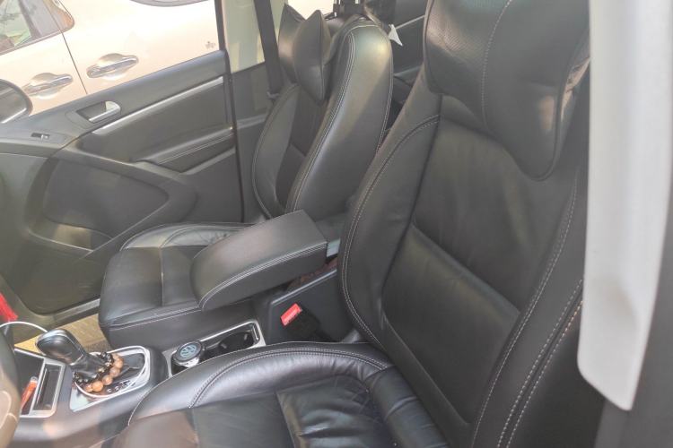 Used Volkswagen Tiguan 2017 300TSI Automatic Two-Wheel Drive Silk Road Comfort Edition Left Front Seat