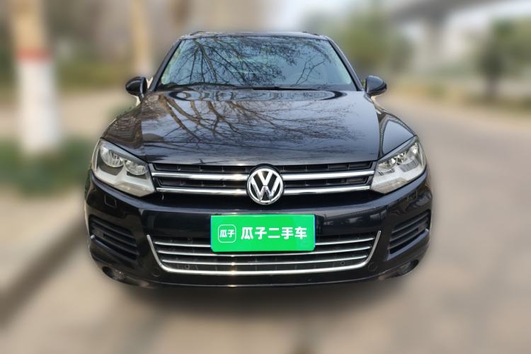 Used Volkswagen Touareg 2011 3.0 TSI Standard Version Front