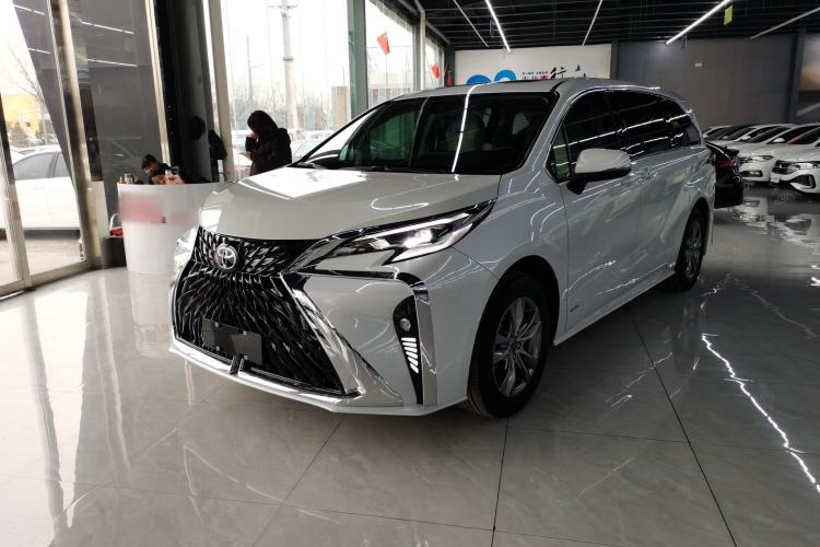 Used Toyota Sienna 2024 2.5L Hybrid Comfort Edition