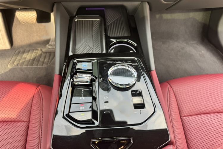 Used BMW i5 2024 eDrive 35L Prestige Luxury Package
