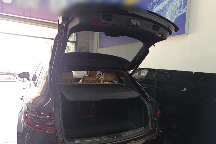 Used Porsche Macan 2017 Macan 2.0T Trunk