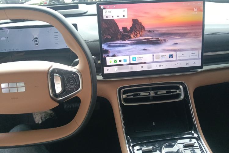 Used Geely Galaxy A7 2025 Model EM-i 150km Starship Edition Center Console