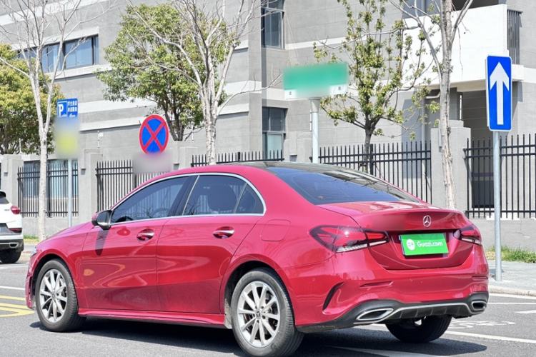 Used Mercedes-Benz A-Class 2020 Restyled A 200 L Sport Sedan Fashion Version Exterior 5