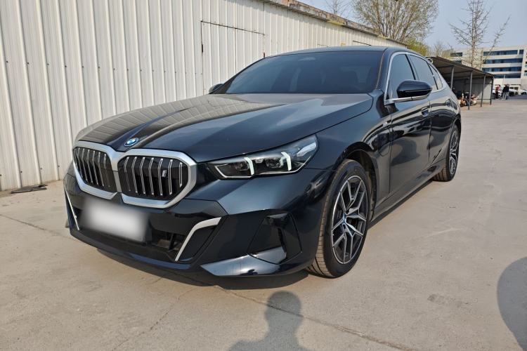 Used BMW i5 2024 eDrive 35L Luxury Model with M Sport Package