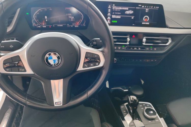 Used BMW 2 Series 2023 225i Four-Door Coupe M Sport Package Center Console