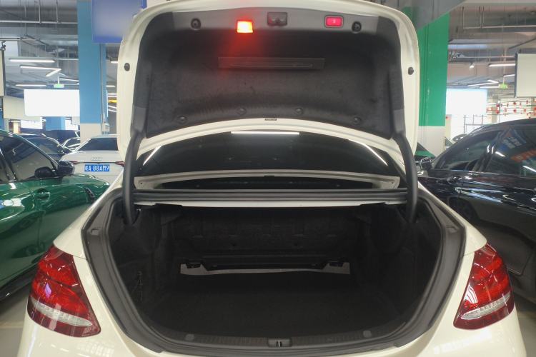 Used Mercedes-Benz E-Class 2017 E 300 L Sport Luxury Edition Trunk