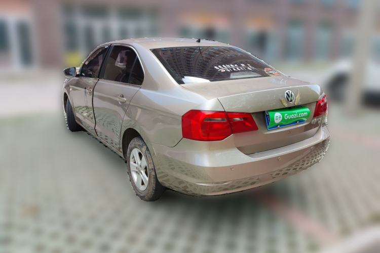 Used Volkswagen Jetta 2015 1.6L Manual Fashion Edition Rear Left 45 Deg