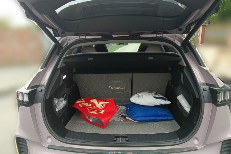 Used Lynk & Co 06 2023 Remix 1.5T Shero Trunk