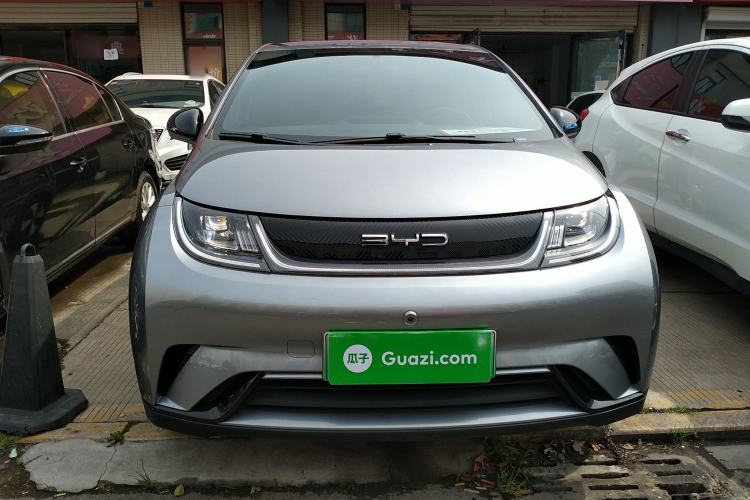 Used BYD Dolphin 2023 420 km Free Version Front