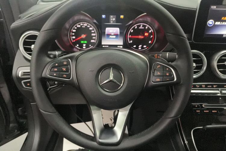 Used Mercedes-Benz GLC 2016 GLC 260 4MATIC Dynamic Edition