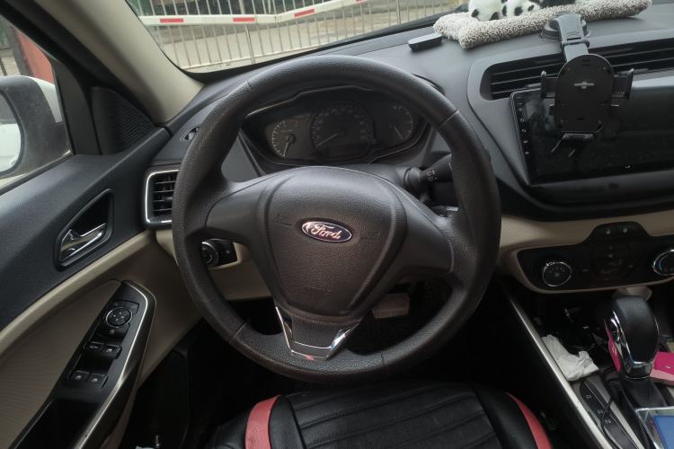 Used Ford Escort 2017 Revised Version 1.5L Automatic Comfort Edition