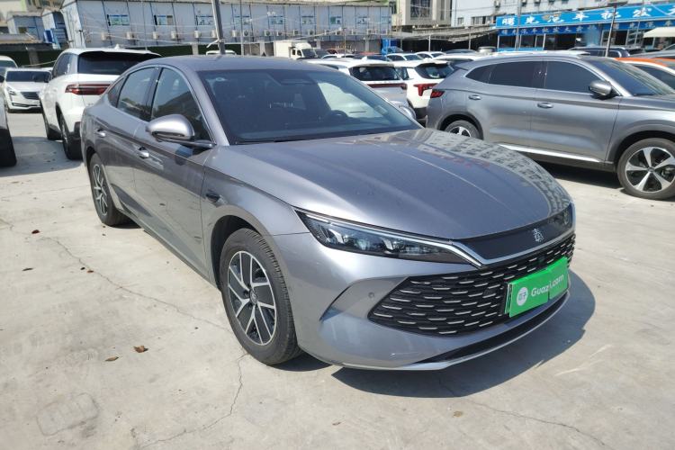 Used BYD Qin L 2025 DM-i Smart Drive 120KM Leading Model
