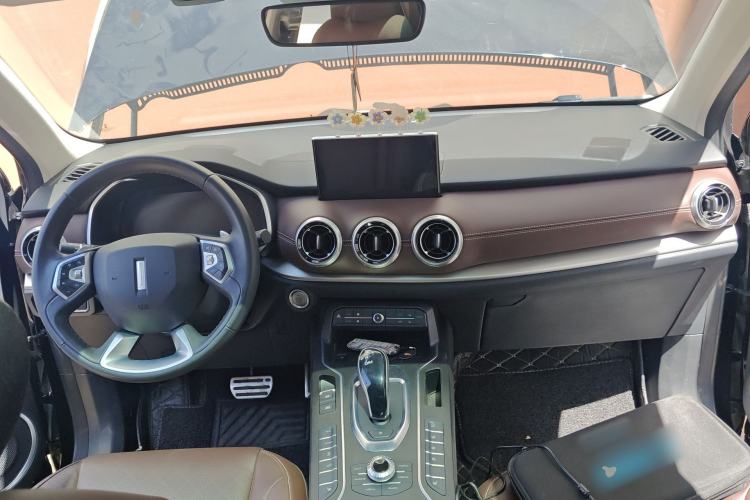 Used Wey VV6 2018 2.0T Two-Wheel-Drive Ultra-Luxury Version China V Standard