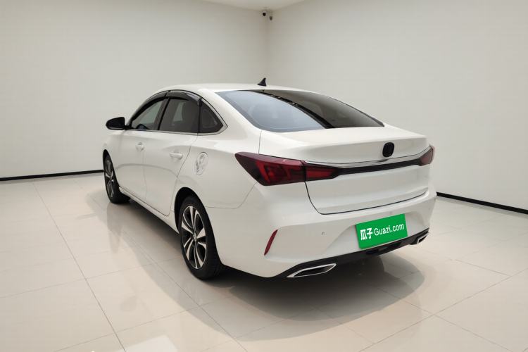 Used CHANGAN Eado 2020 PLUS Blue Whale NE 1.4T GDI DCT Flagship Model Exterior 3