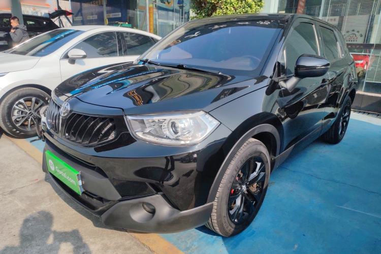 Used Brilliance V3 2020 1.6L Manual Smart Starry Edition