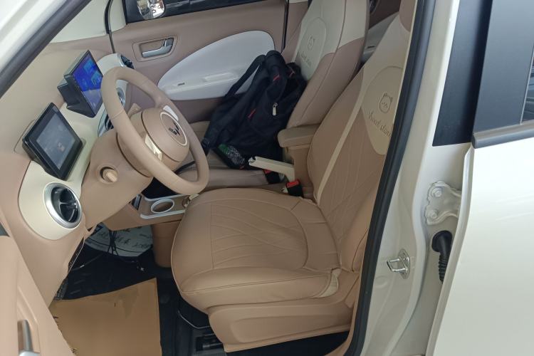 Used Wuling Hongguang MINIEV 2025 Four-Door Version Advanced Edition Left Front Seat