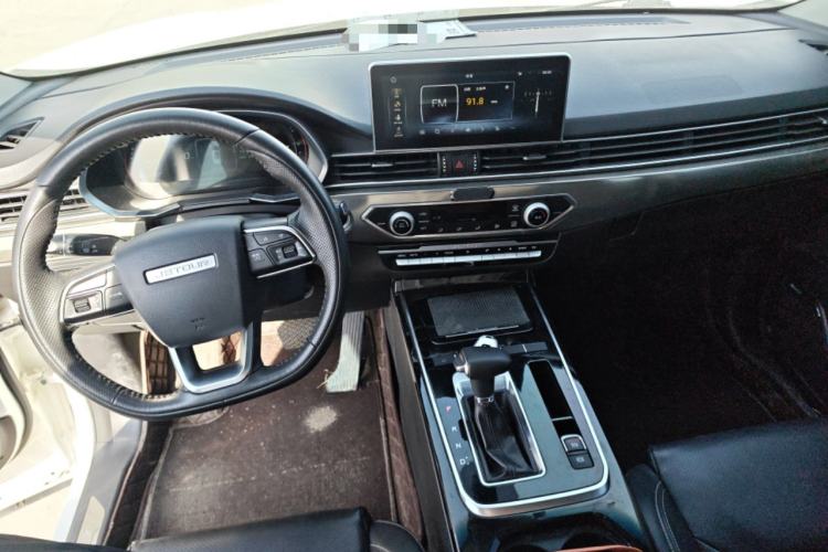 Used JETOUR X70S 2020 1.5T DCT Dynamic Version 5 Seats Center Console