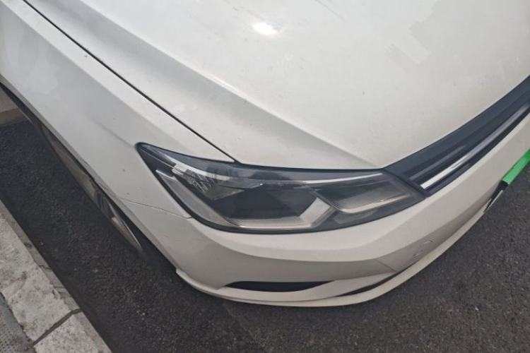 Used Volkswagen Lamando 2017 280TSI DSG Comfort Edition Exterior 2