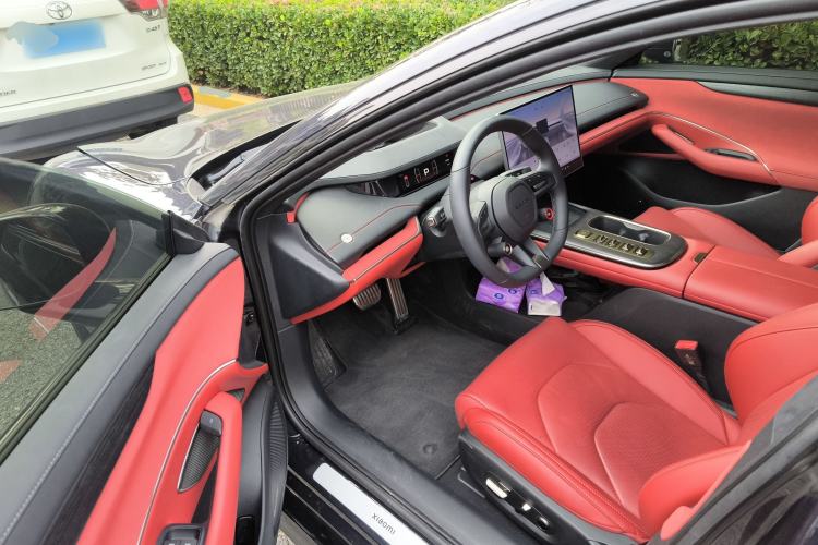 Used Xiaomi Auto SU7 2024 Four-Wheel Drive Ultra-Long Range Advanced Intelligent Driving Max Edition