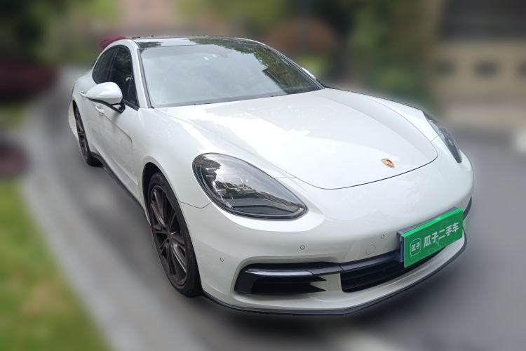 Used Porsche Panamera 2017 Panamera 3.0T Front Right 45 Deg