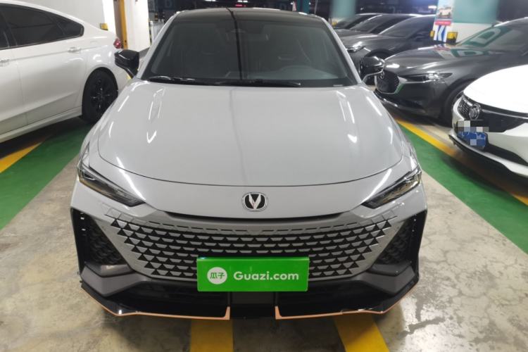 Used CHANGAN UNI-V 2022 2.0T Leading-Speed Edition Front